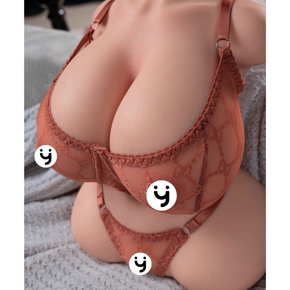 Half Body 01  痴乳插入 全矽膠半身軀幹娃娃 7 kg