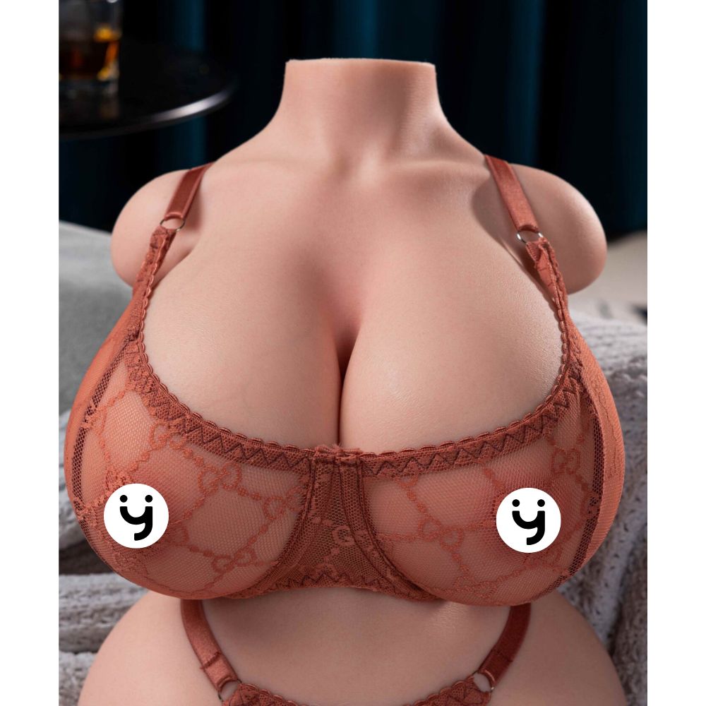 Half Body 01  痴乳插入 全矽膠半身軀幹娃娃 7 kg