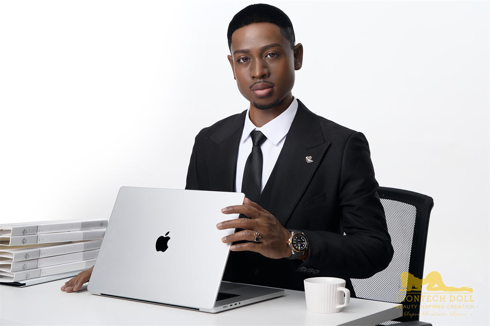 M8 James | 全矽膠仿真娃娃 | 170 cm