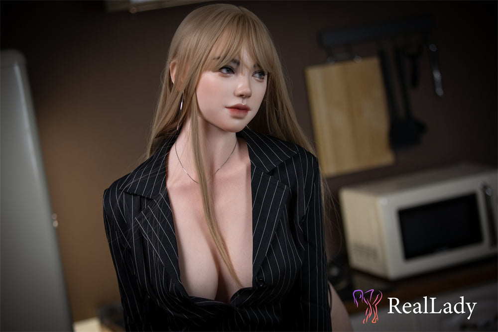 S39 Layla | 全矽膠仿真娃娃 | 170 cm